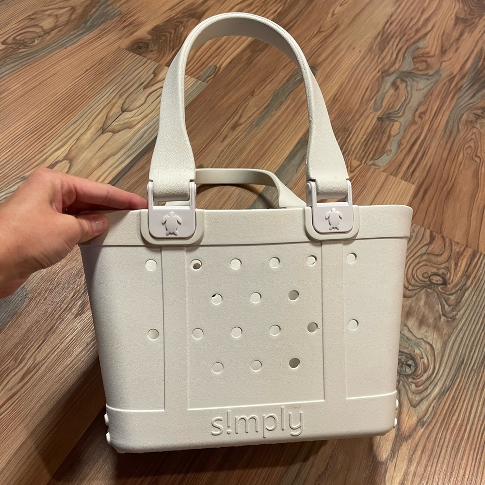 simply southern tote